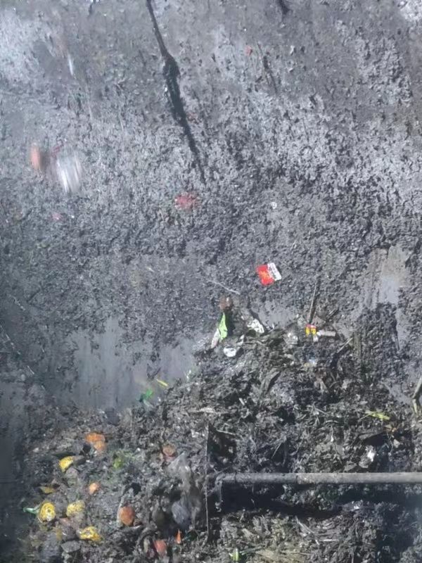 房县污水池清理